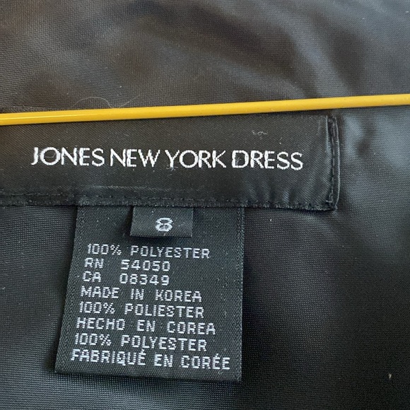 Black formal dress with satin inlay detail - Picture 5 of 5